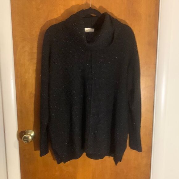 Michael Kors EUC black turtleneck sweater with white dots Size Large - Picture 1 of 5